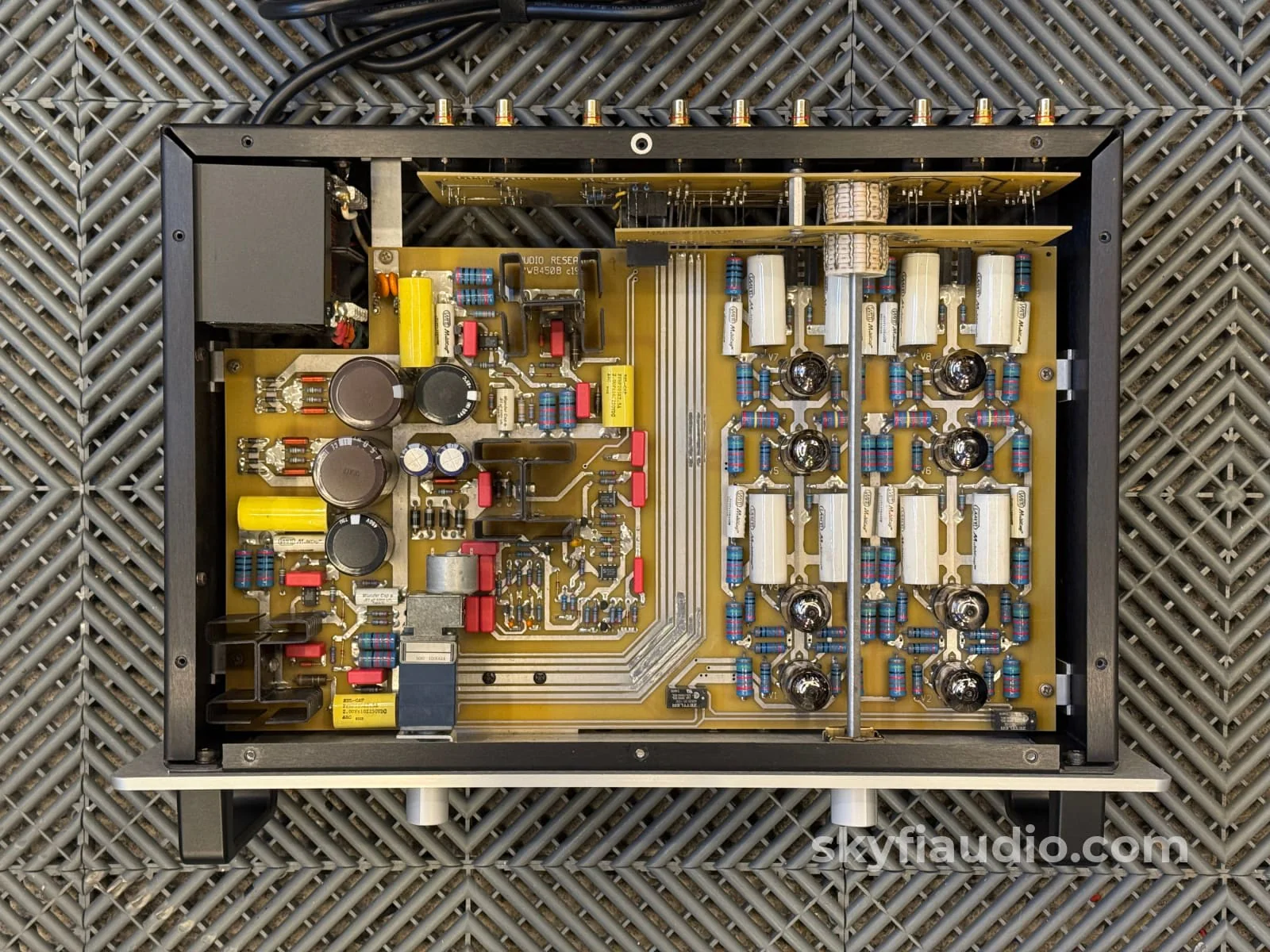 Audio Research LS22 All-Tube Preamplifier with 6 RCA & XLR Inputs - Image 6