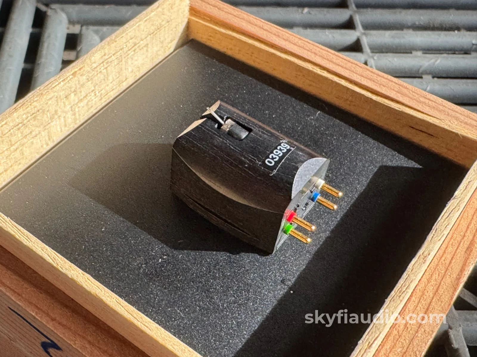 ClearAudio x McIntosh MC-SP-07 MC Moving Coil Cartridge - Like New - Image 6