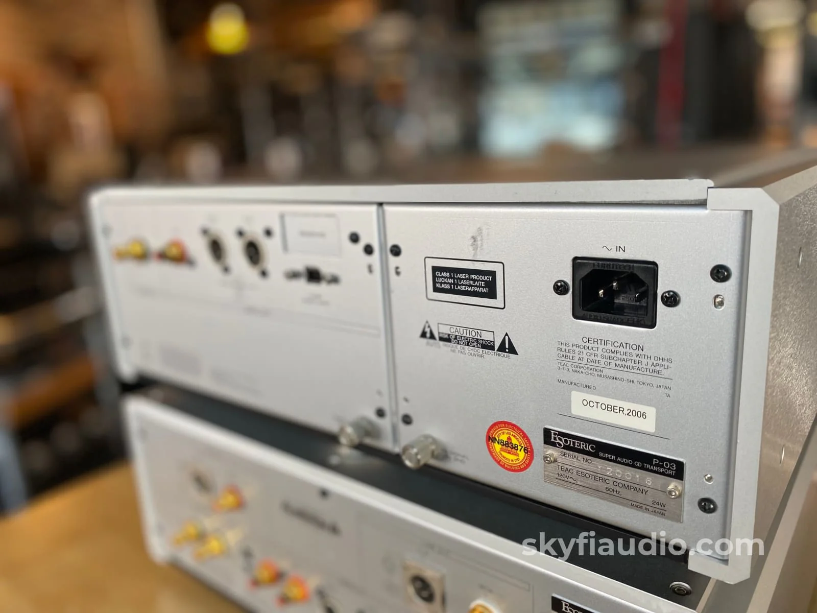 Esoteric P-03 SACD/CD Transport & D-03 D/A Converter (DAC) - Image 13