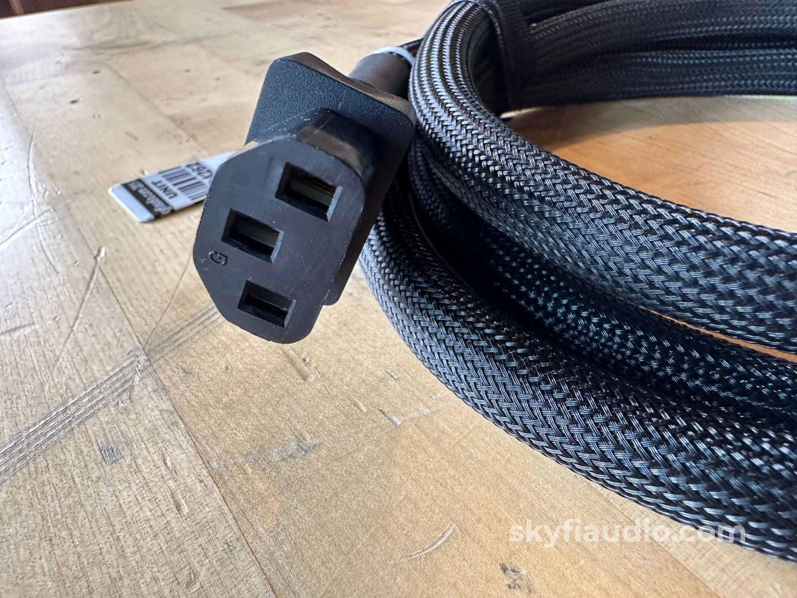 Harmonic Tech Pro-AC11 CL-3 Power Cable - 2M - Image 2