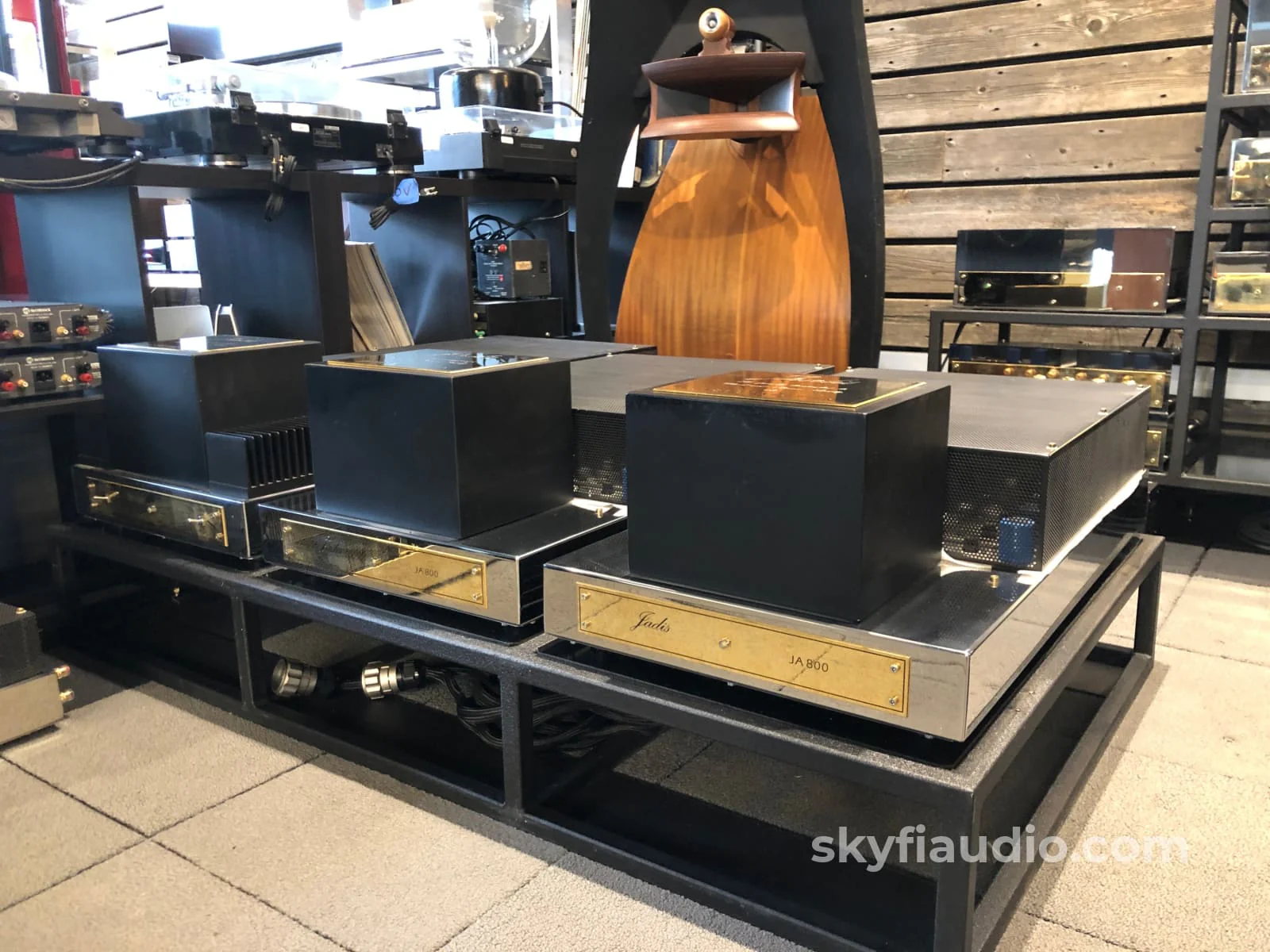 Jadis JA800 Flagship Tube Amplifier - SIX Chassis! (Best Ever Made) - New Old Stock - w/Free Shipping - Image 6