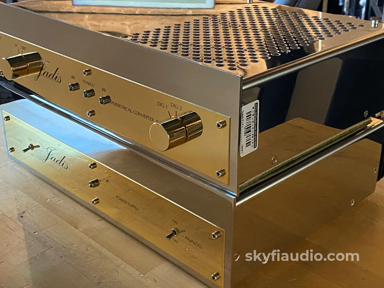 Jadis JS1 Dual Chassis Tube DAC With Tube Power Supply - Made In France - Image 4