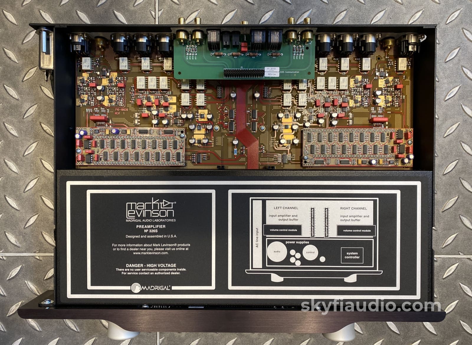 Mark Levinson No. 326S Line Stage Preamplifier with Remote - Image 3