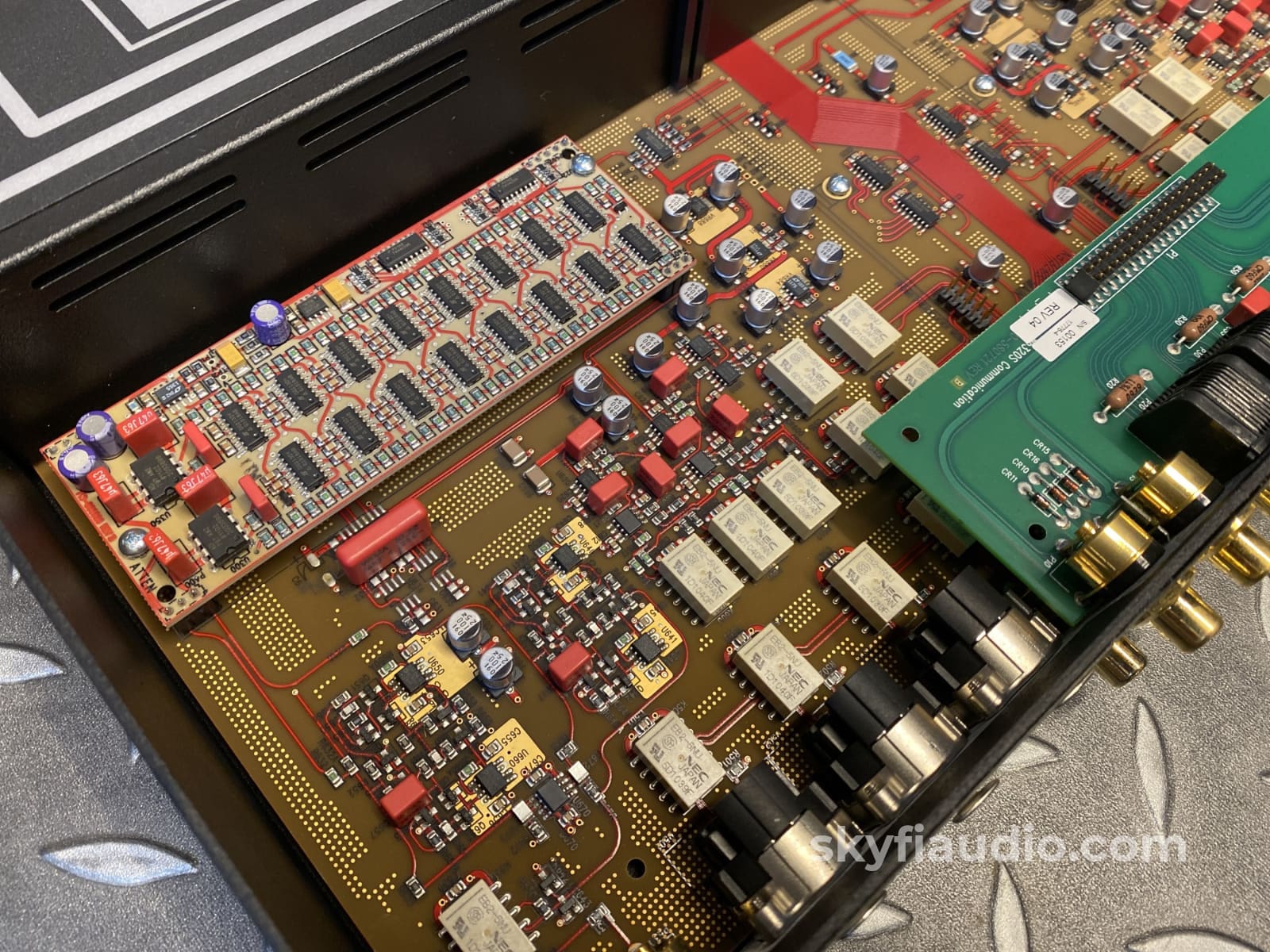 Mark Levinson No. 326S Line Stage Preamplifier with Remote - Image 4