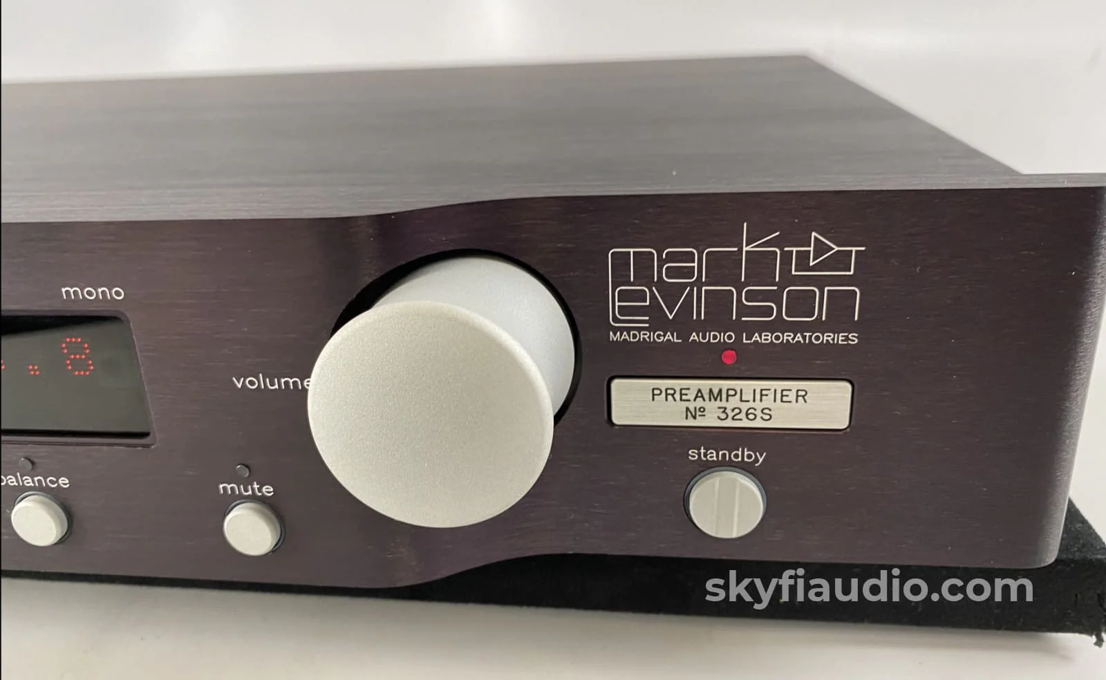 Mark Levinson No. 326S Line Stage Preamplifier with Remote - Image 9