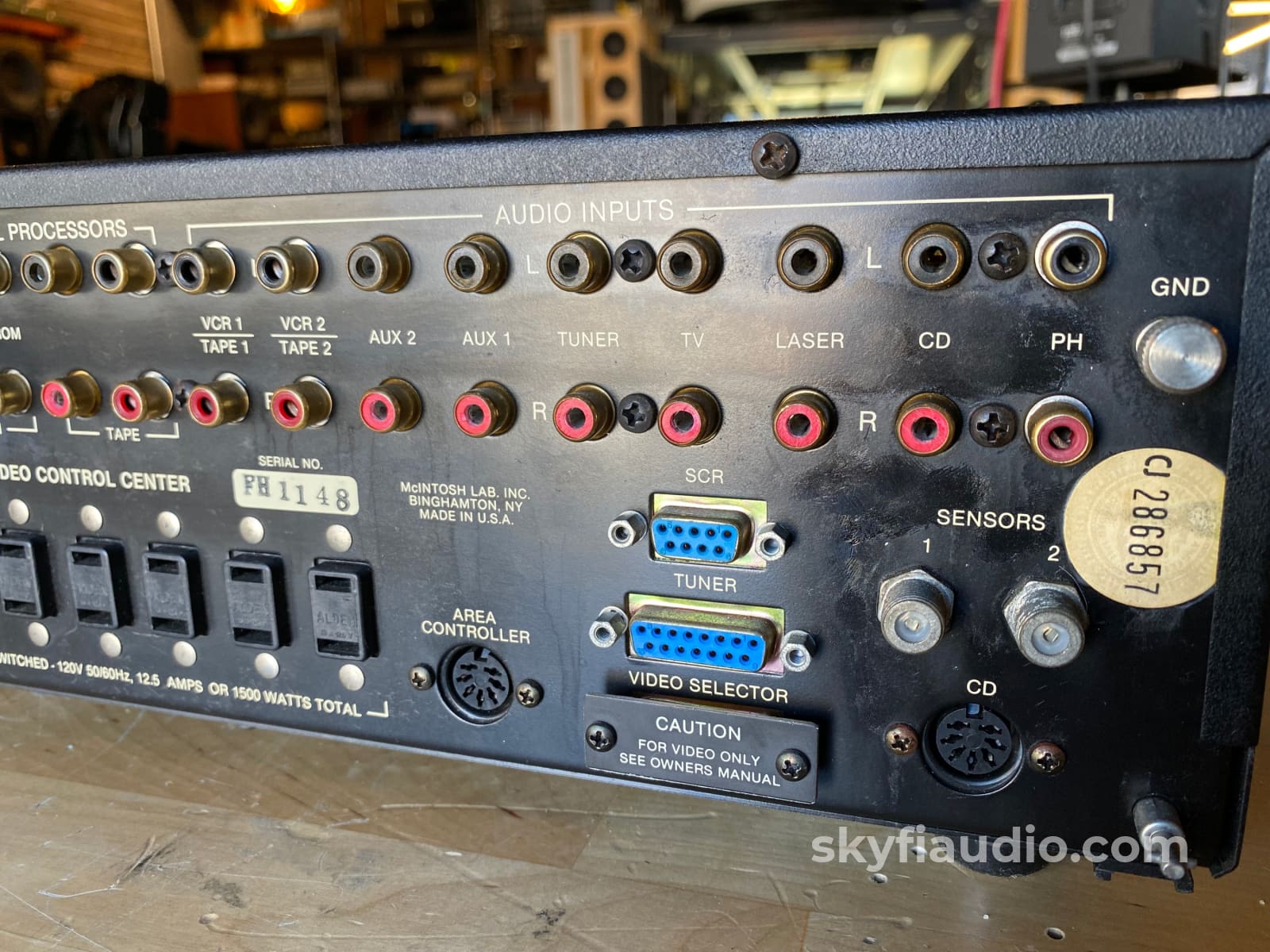 McIntosh C31V Vintage Full Featured Preamp w/Phono and Remote Control - Image 10