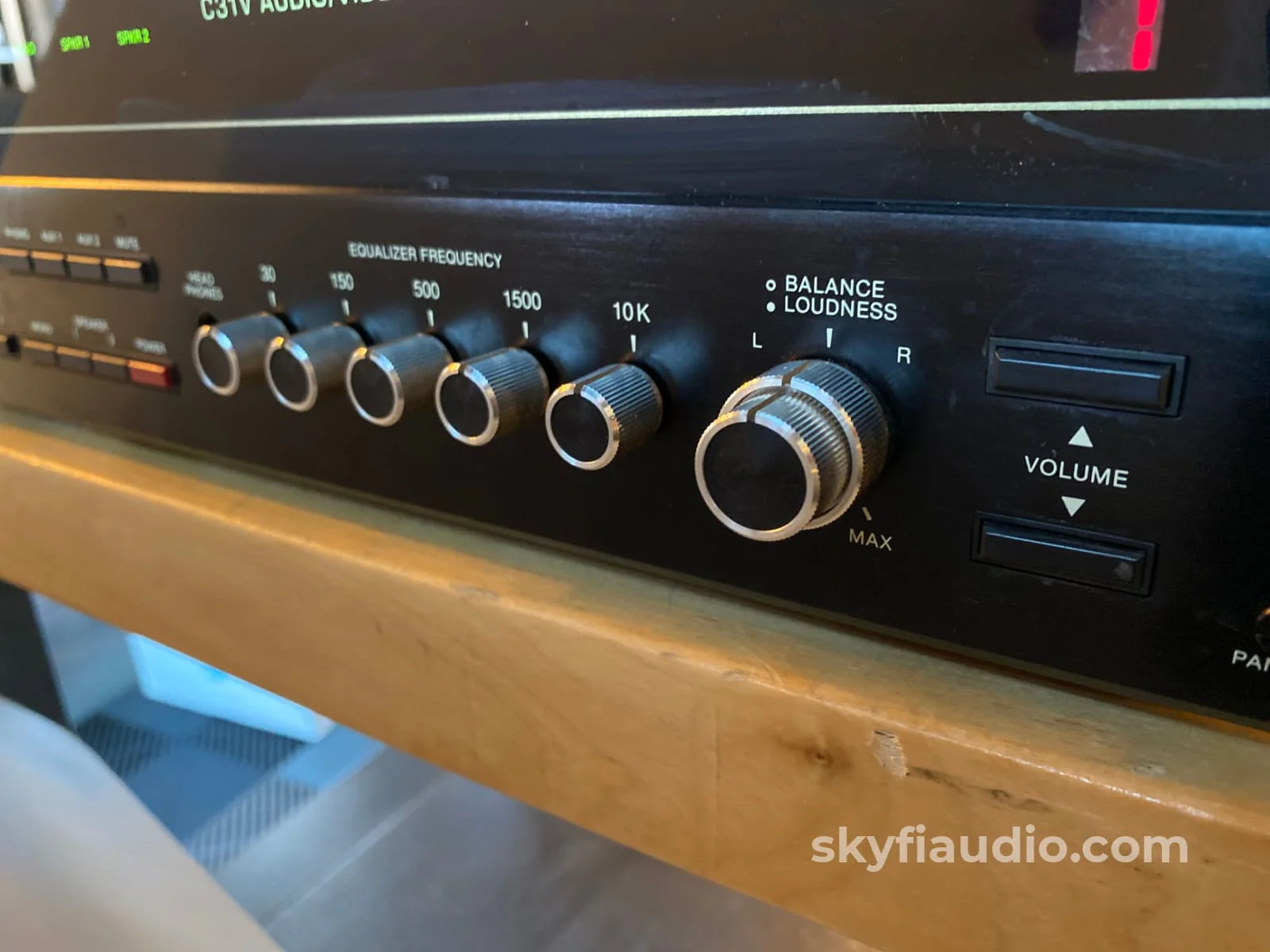 McIntosh C31V Vintage Full Featured Preamp w/Phono and Remote Control - Image 4