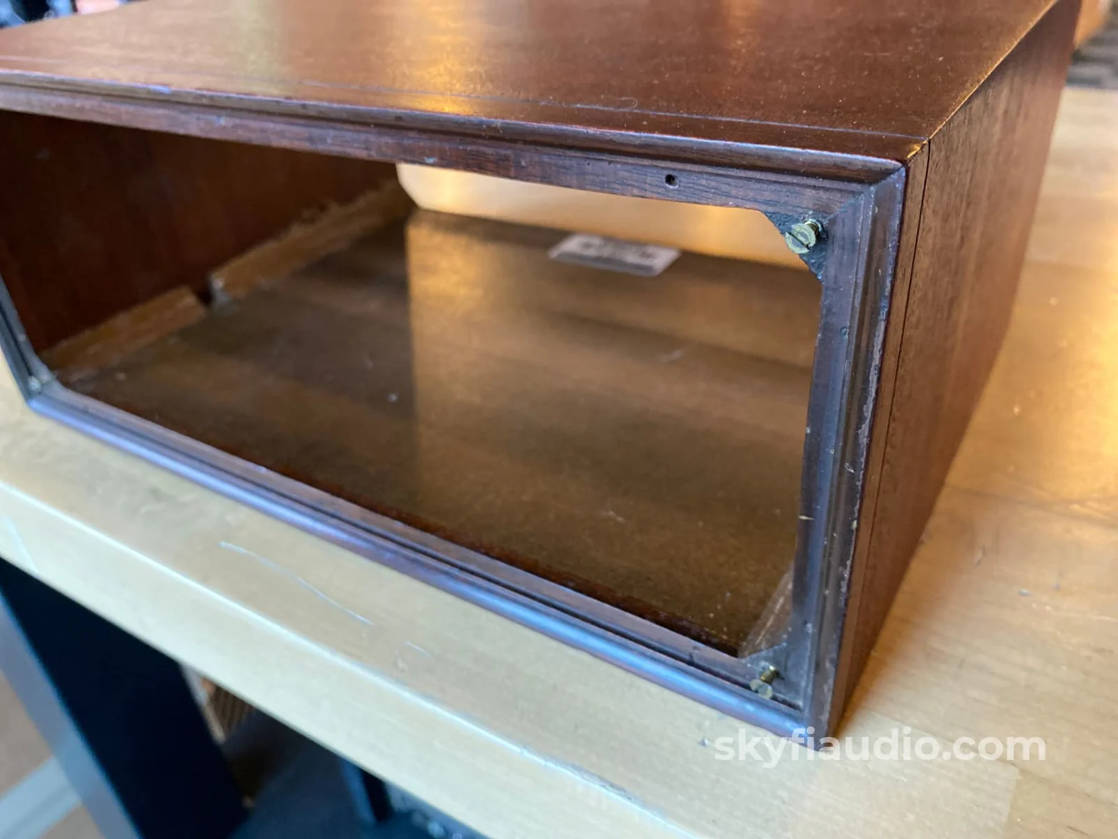 McIntosh L112 Mahogany Cabinet for C4 or C8 Preamp Compensator - Image 4