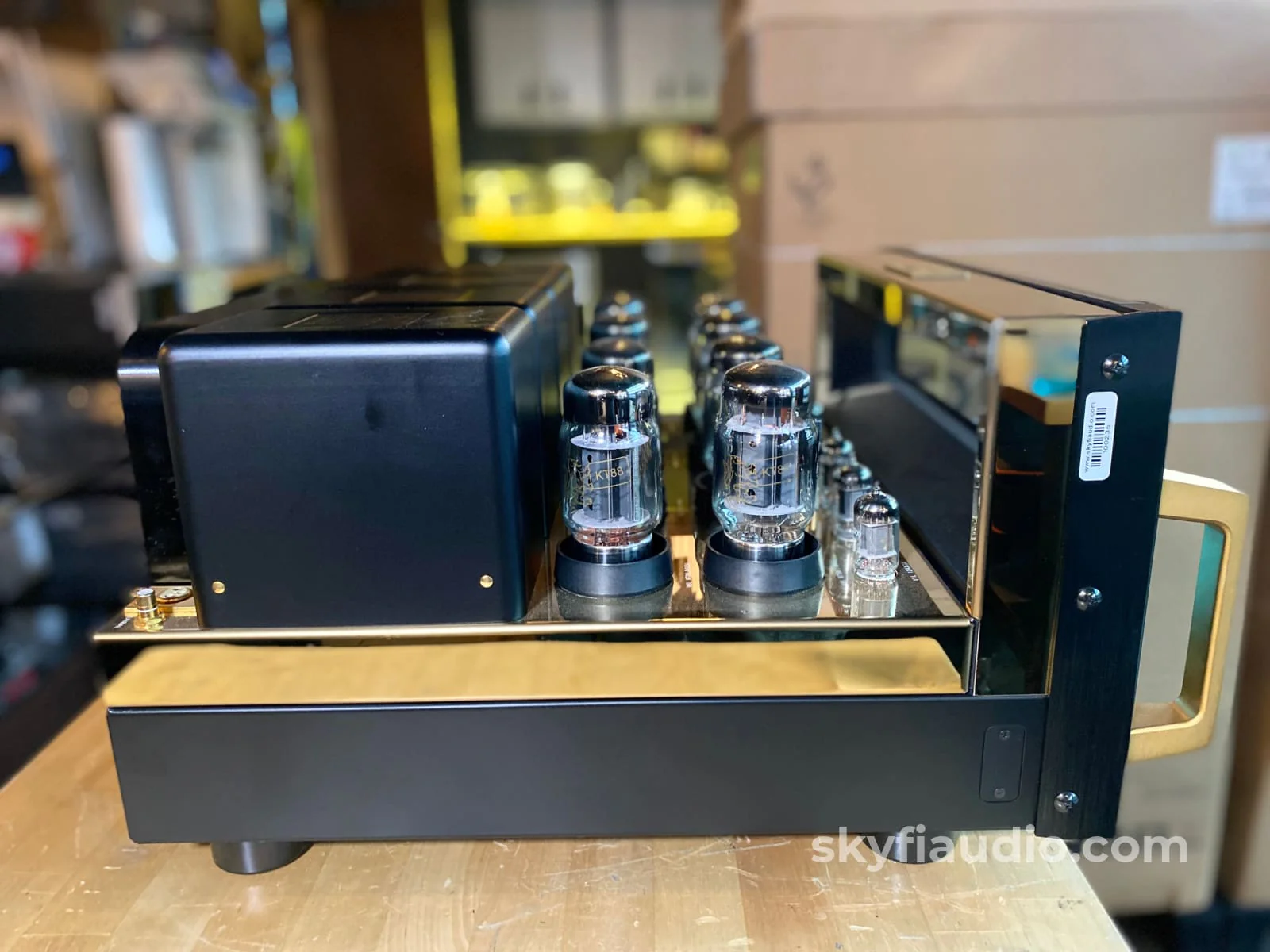 McIntosh MC2000 50th Anniversary Tube Amplifier - Collectors Set - Image 10