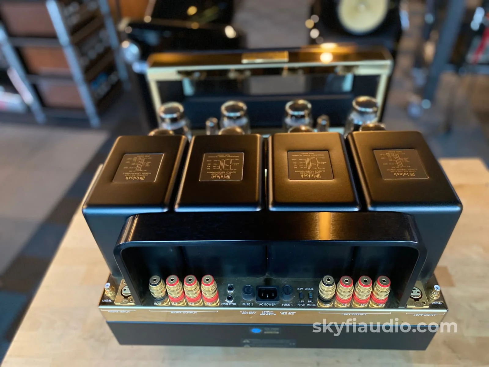 McIntosh MC2000 50th Anniversary Tube Amplifier - Collectors Set - Image 11