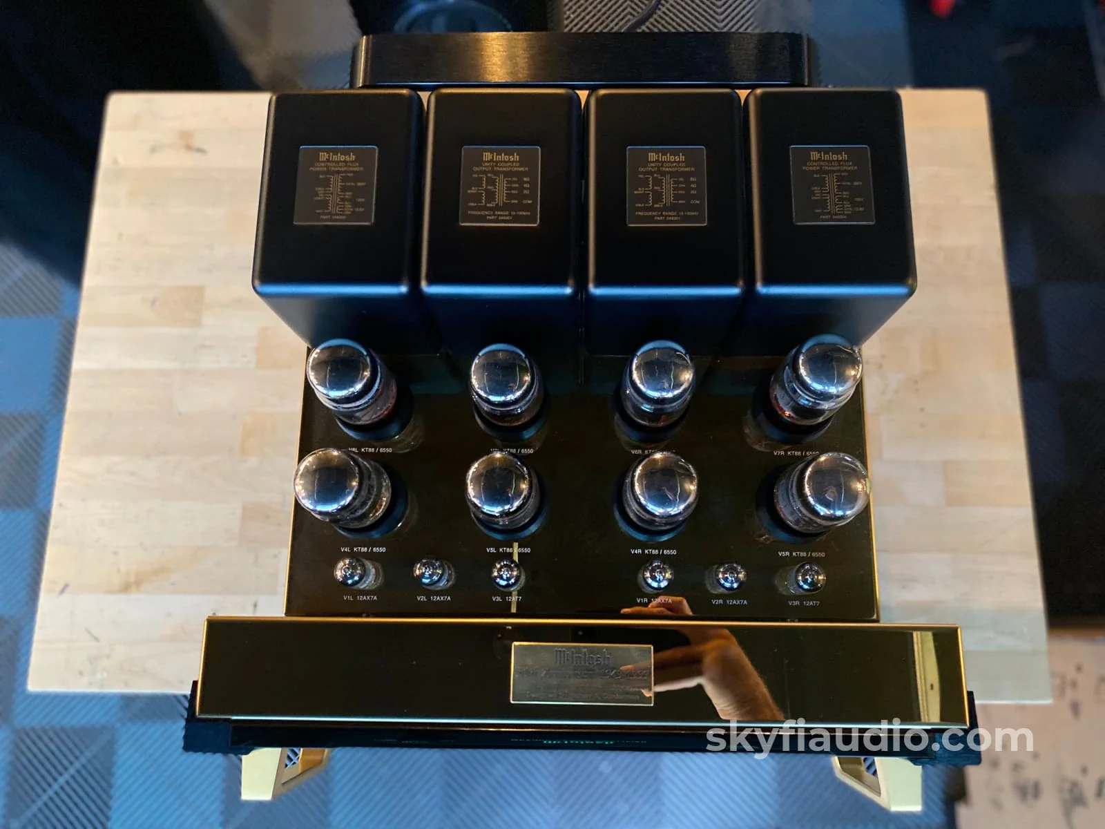 McIntosh MC2000 50th Anniversary Tube Amplifier - Collectors Set - Image 6