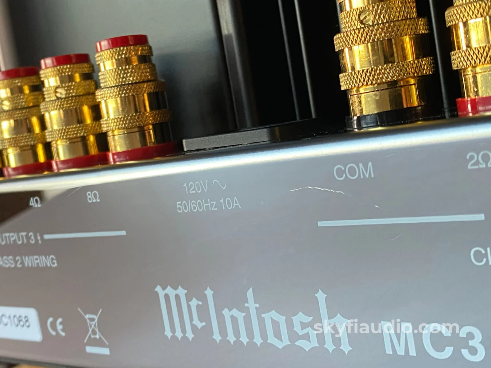 McIntosh MC303 3-Channel Solid State Amplifier, Pre-Loved - Image 13