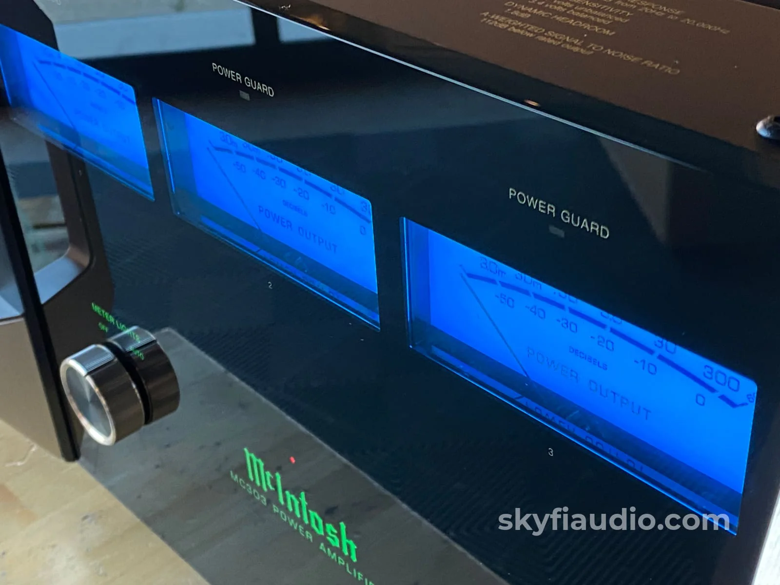 McIntosh MC303 3-Channel Solid State Amplifier, Pre-Loved - Image 5