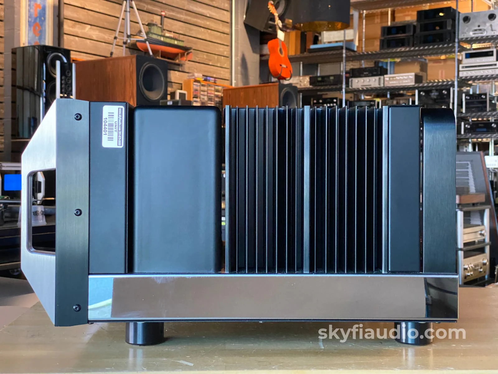 McIntosh MC303 3-Channel Solid State Amplifier, Pre-Loved - Image 9