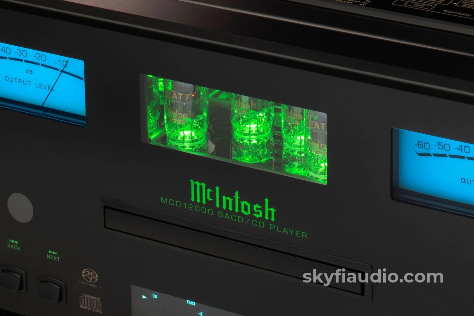 McIntosh MCD12000 Hybrid Drive SACD/CD Player and Reference DAC - NEW - Image 3