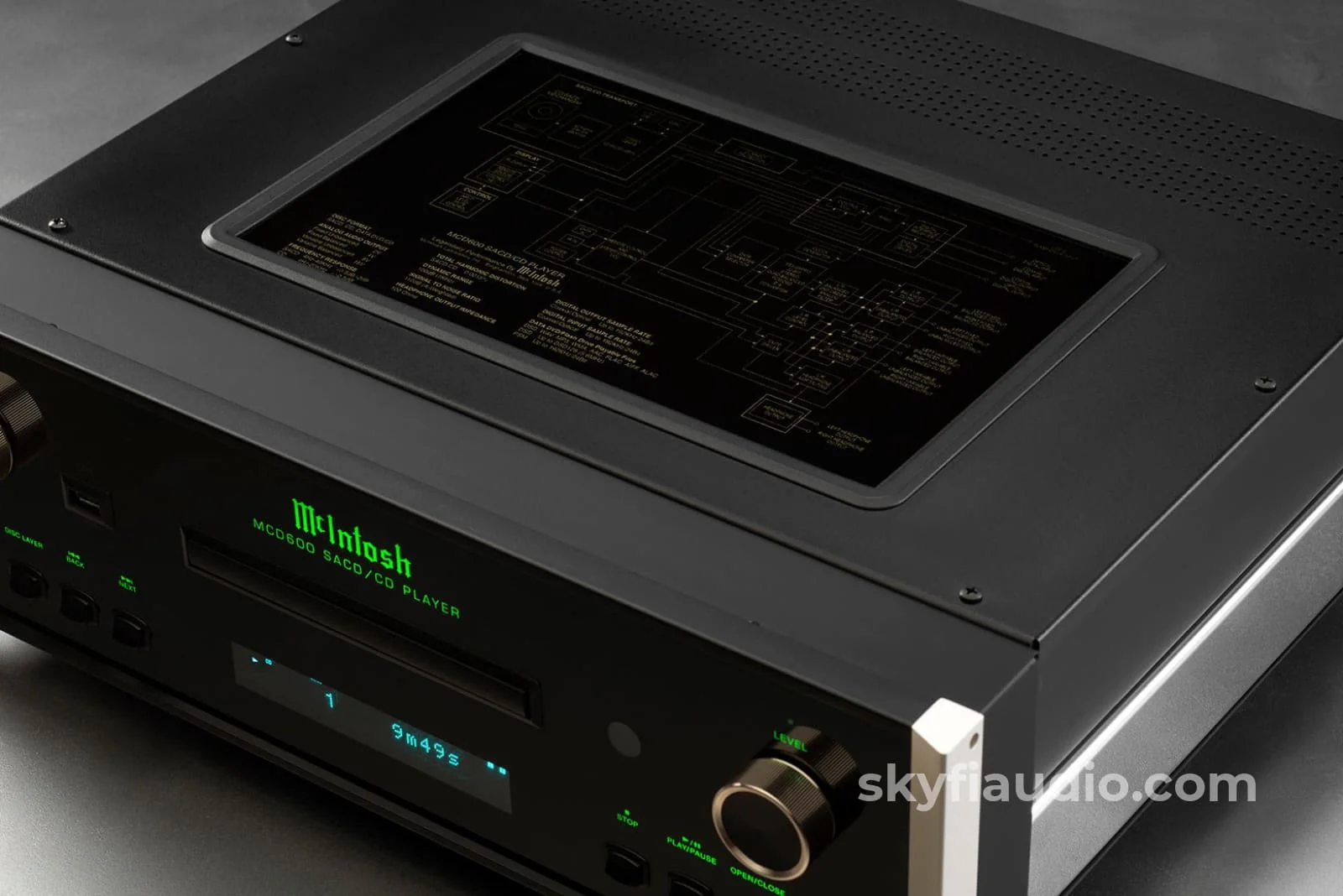 McIntosh MCD600 SACD/CD Player and Quad Balanced DAC - NEW - Image 3