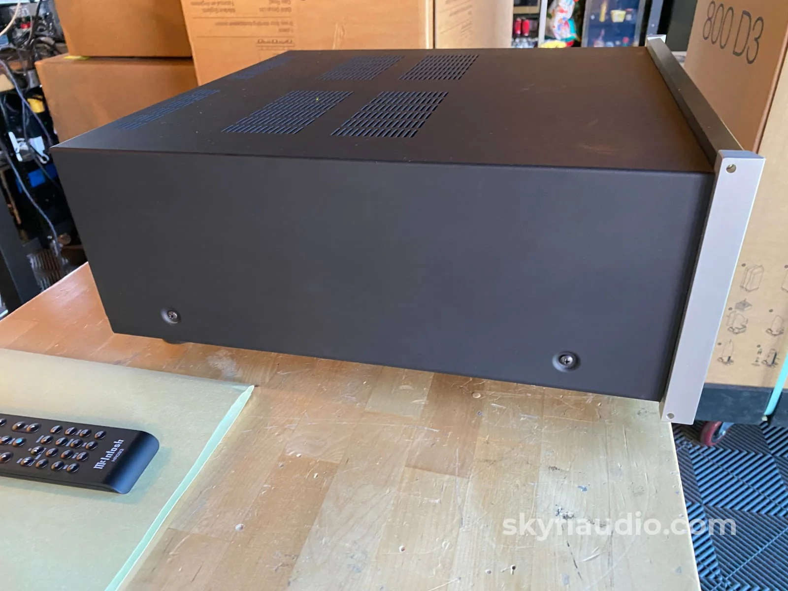 McIntosh MX120 Home Theater Processor w/Dolby Digital, DTS-HD, and Phono Input - Image 14