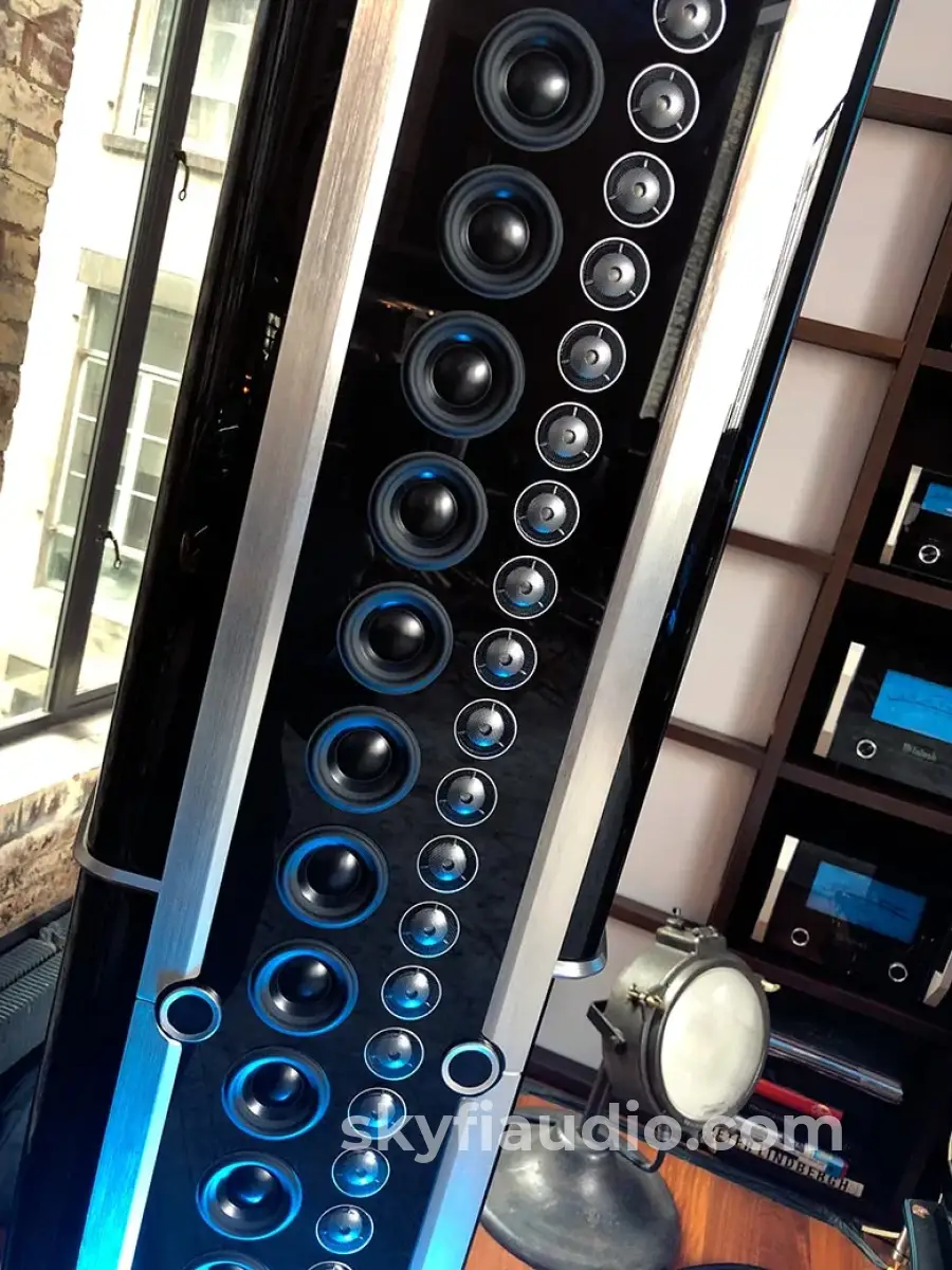 McIntosh XRT2.1K Floorstanding Loudspeaker (Pair) - NEW - Image 13