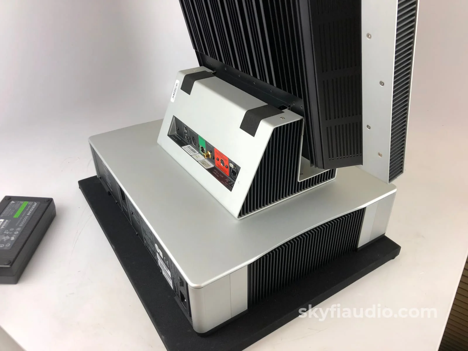 Meridian Sooloos Control 15 Music Server Featuring MQA and 4TB Meridian Media Drive - Image 16