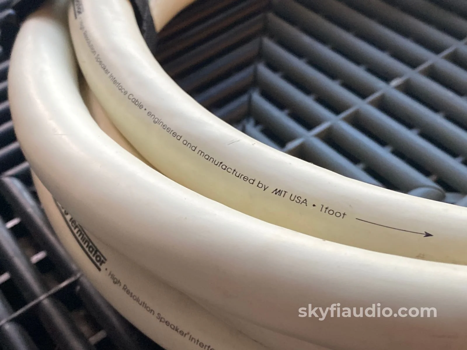 MIT (Music Interface Technology) MHT-750 Series Two Speaker Cables - 15 Feet - Image 16