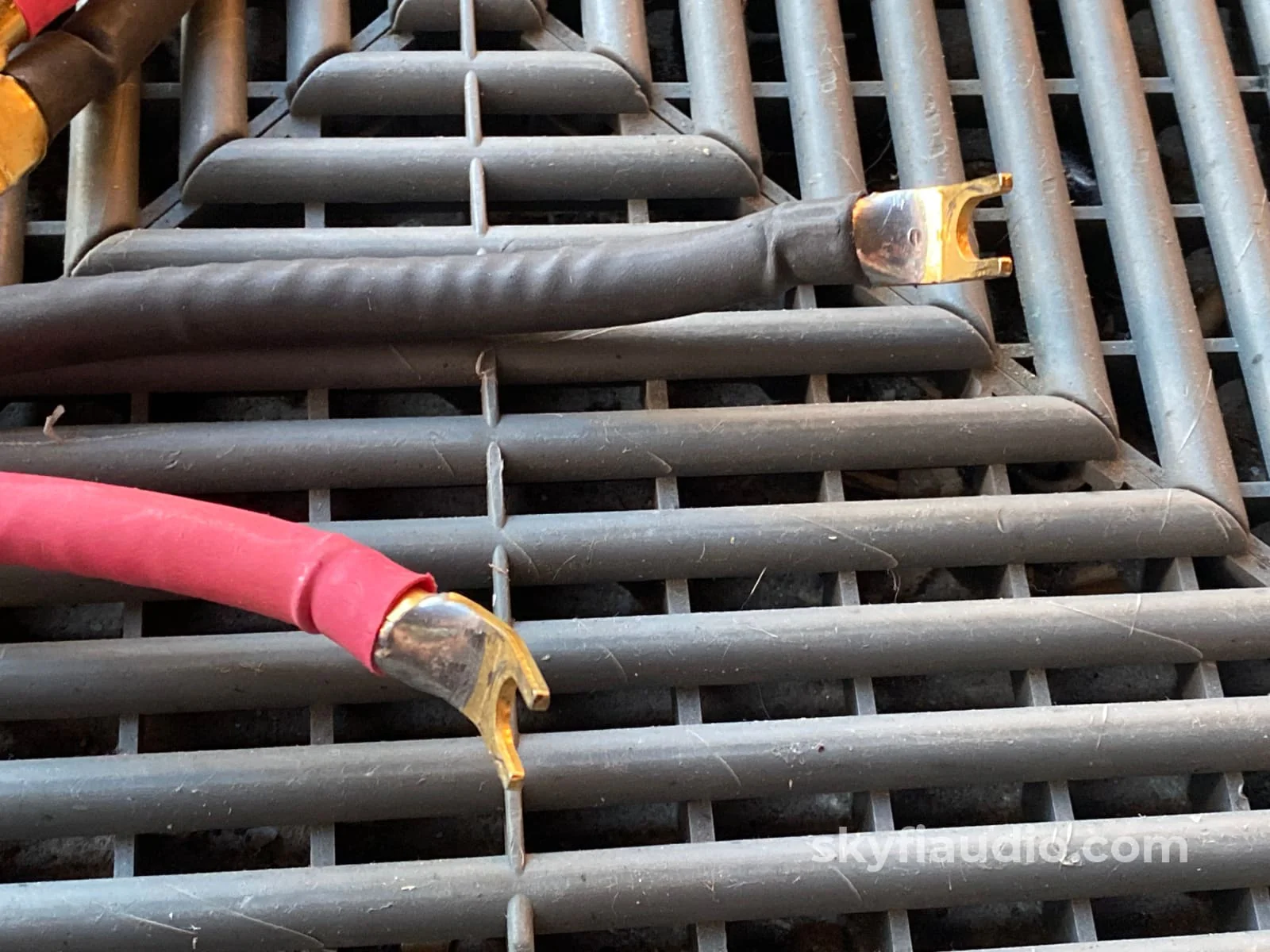 MIT (Music Interface Technology) MHT-750 Series Two Speaker Cables - 15 Feet - Image 8