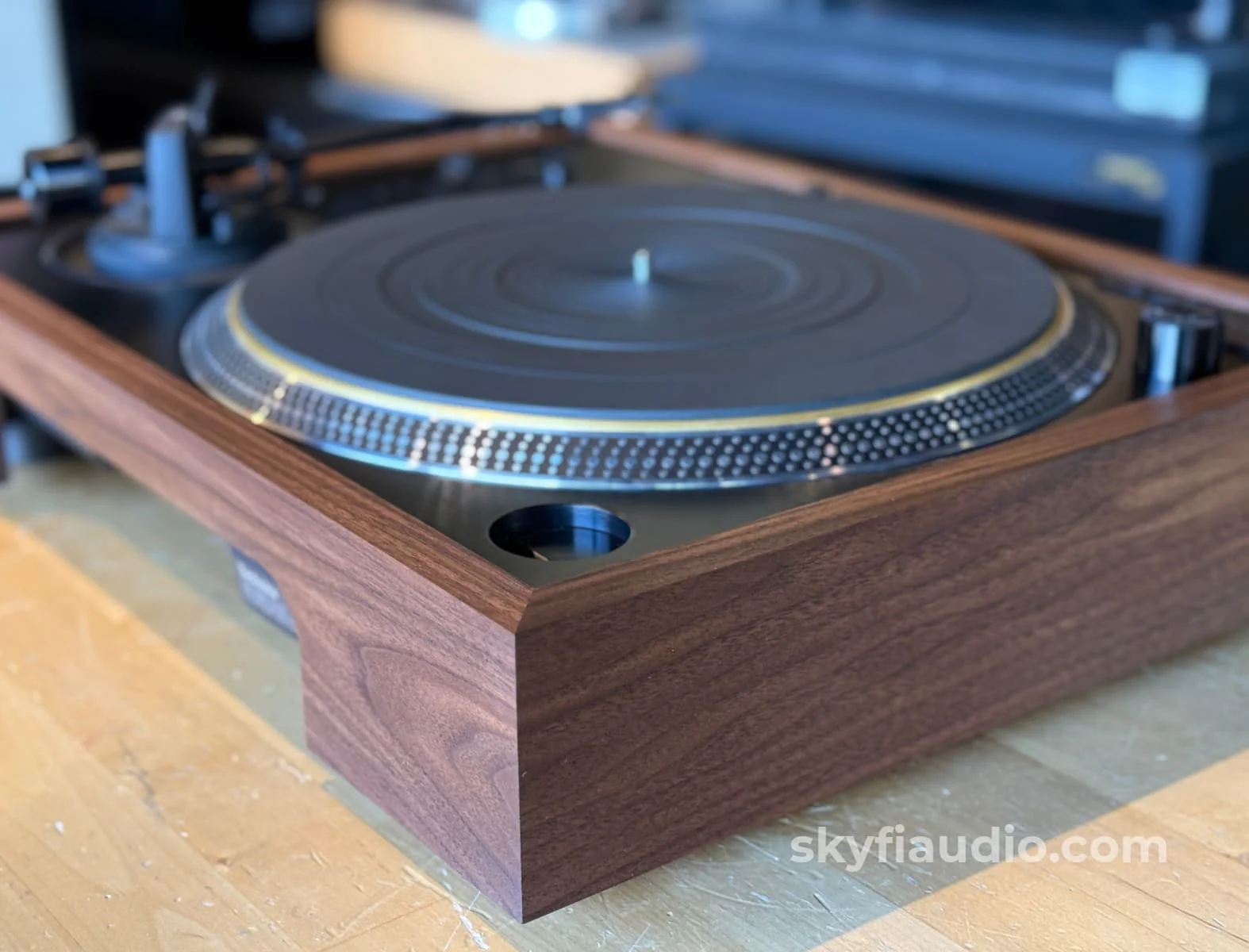 SkyFi Wood Plinth Sleeve for Technics SL-1200G and Other Models - Image 10