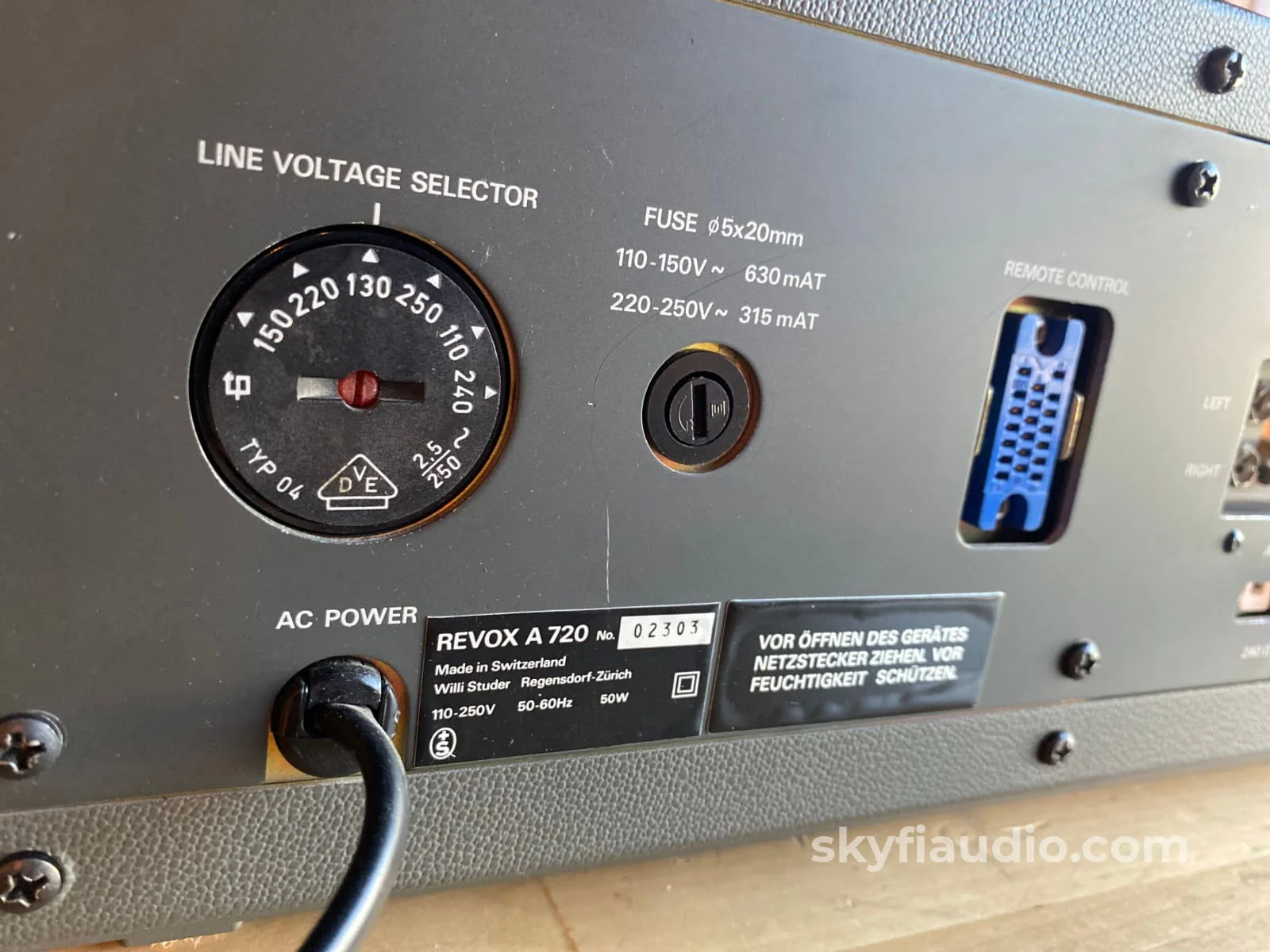 ReVox A720 Preamplifier Tuner With Gorgeous Nixie Tube Display - Image 10