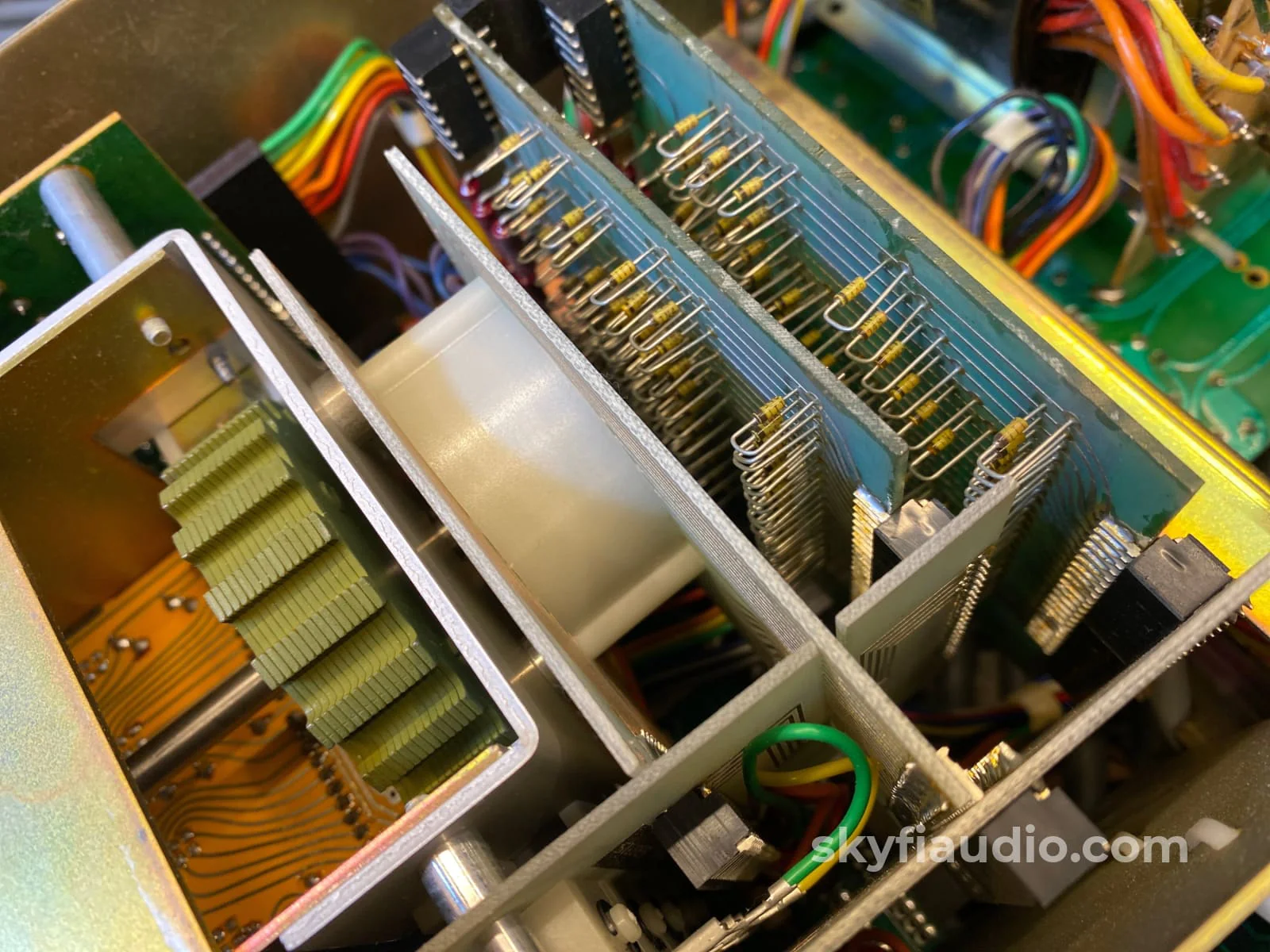 ReVox A720 Preamplifier Tuner With Gorgeous Nixie Tube Display - Image 14